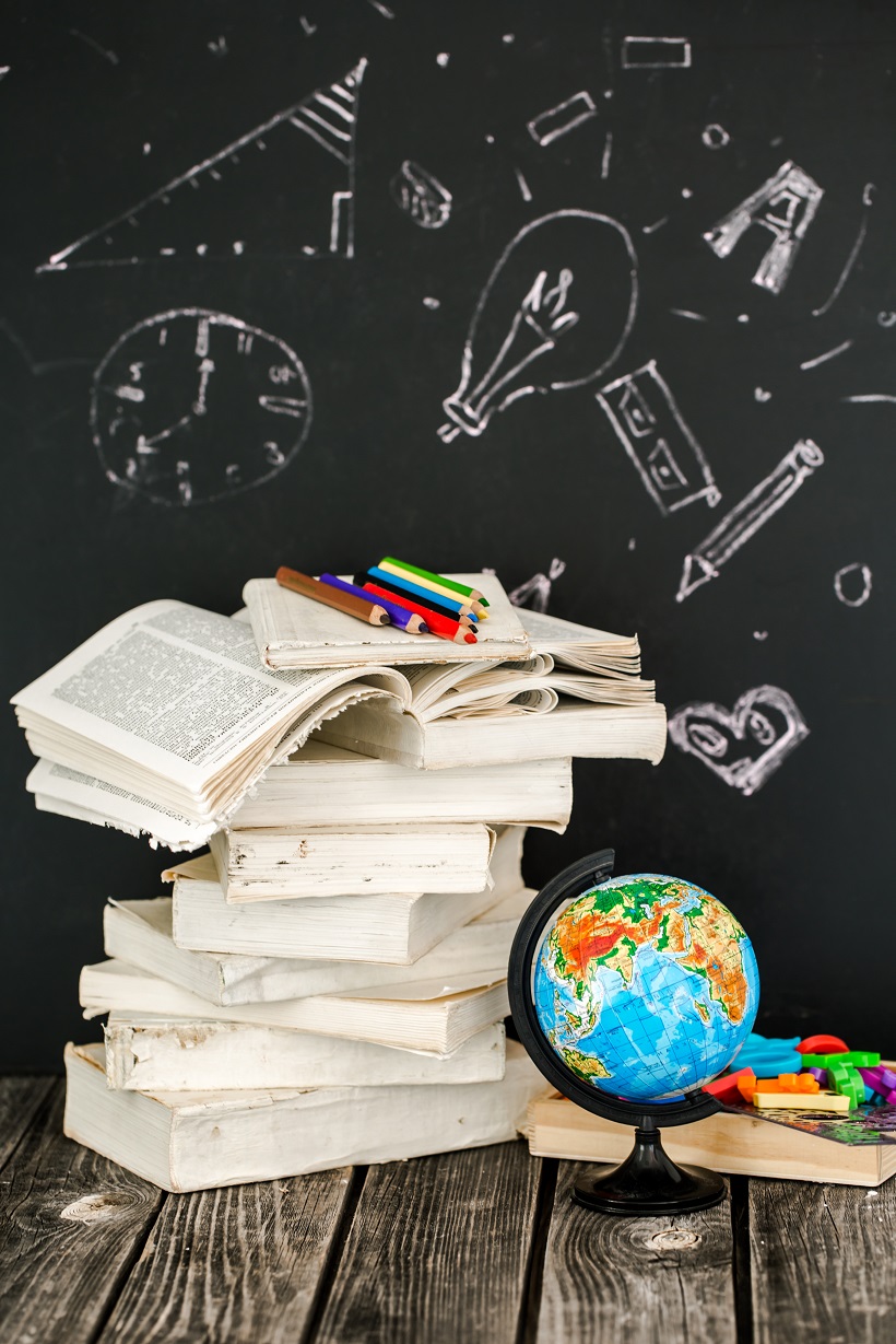 День эрудита. Квиз турнир Что? Где? Когда?