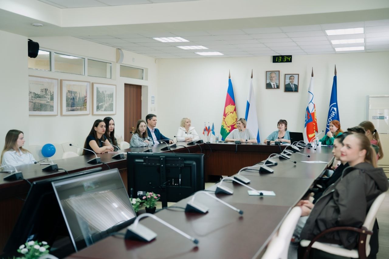 В СочиГУ совместно с Белорусским государственным экономическим университетом прошёл международный семинар