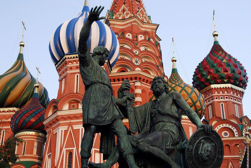 Преемственность подвига: от ополчения Минина и Пожарского до Великой Победы